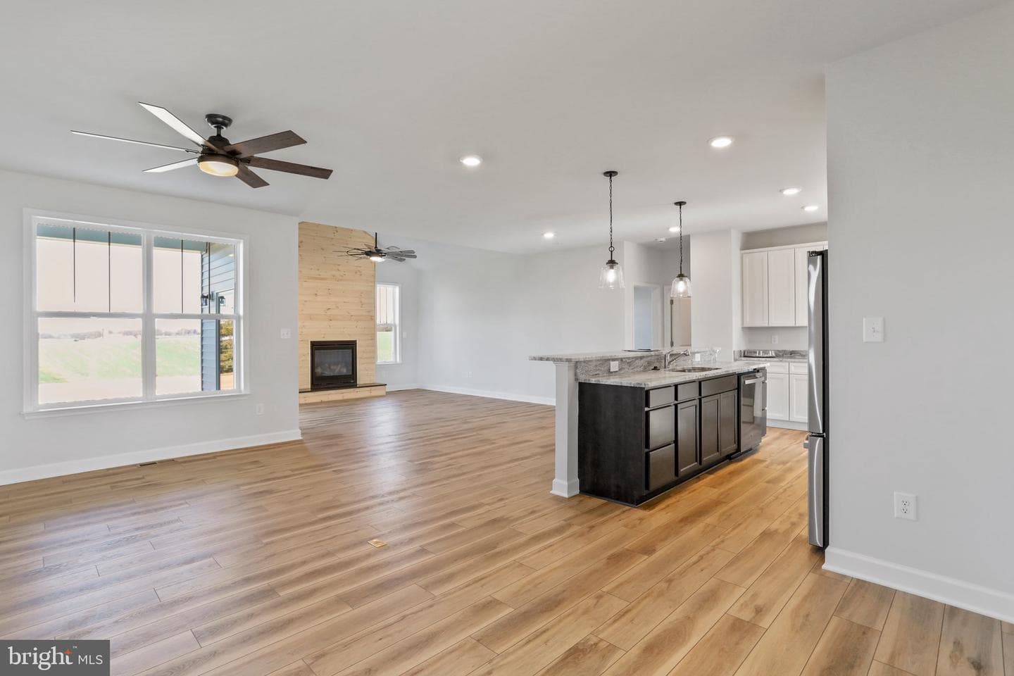 13807 Pulaski Drive photo 4