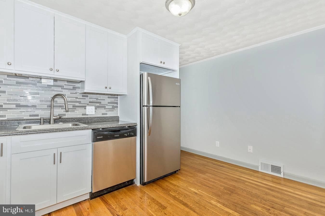 20 Frederick Road photo 11
