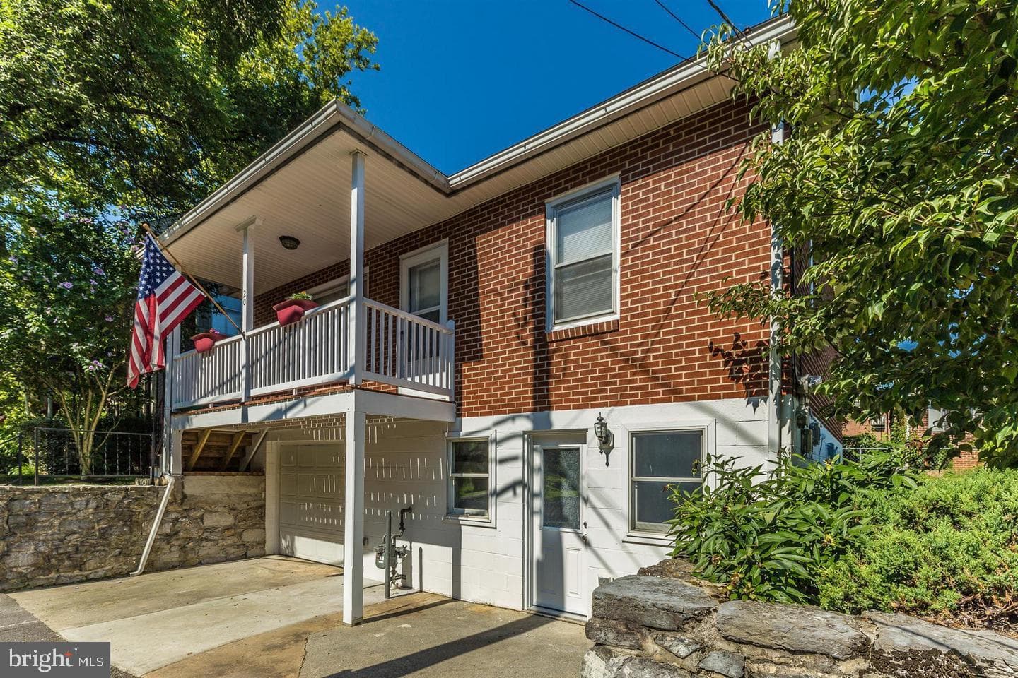 20 Frederick Road photo 6