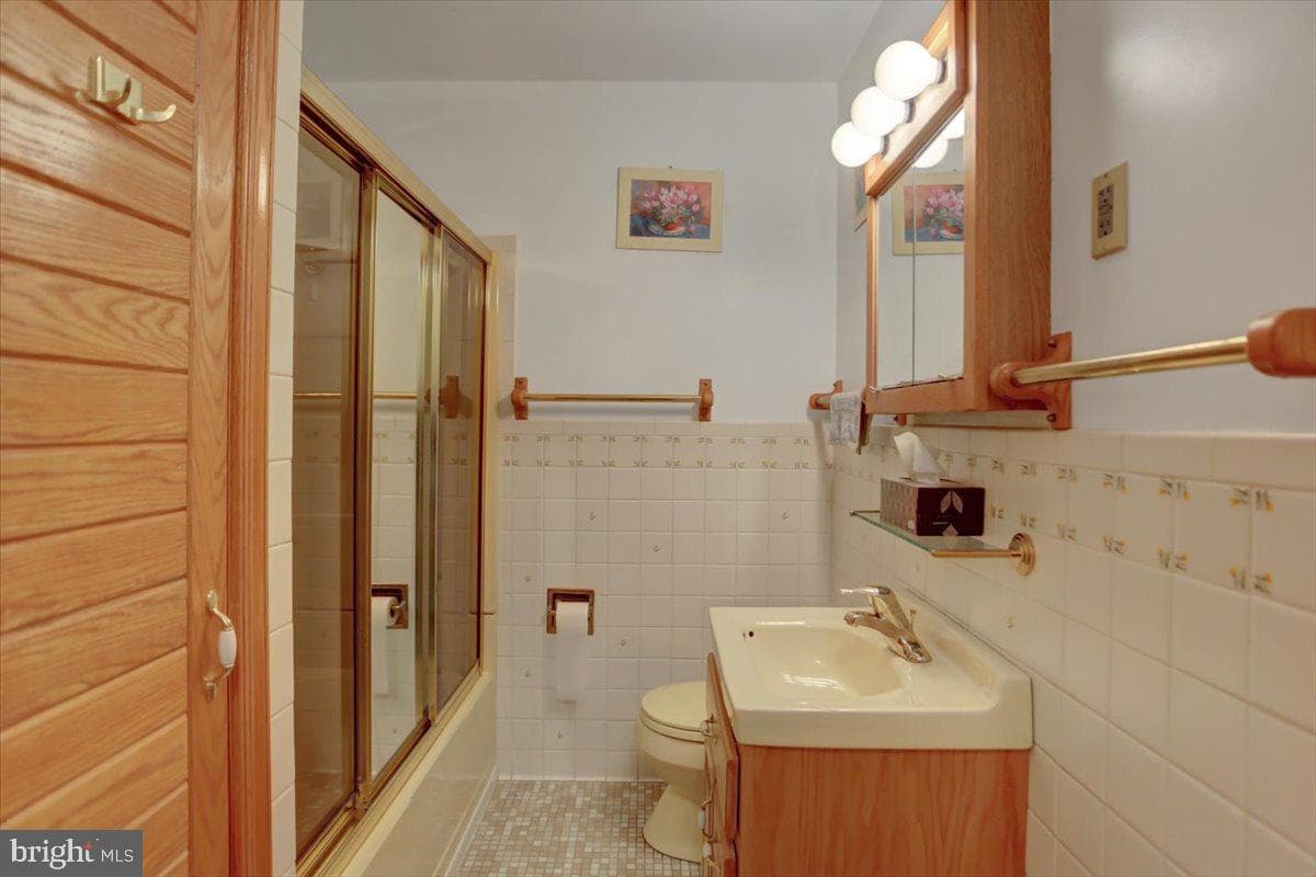 118 Linden Avenue photo 21