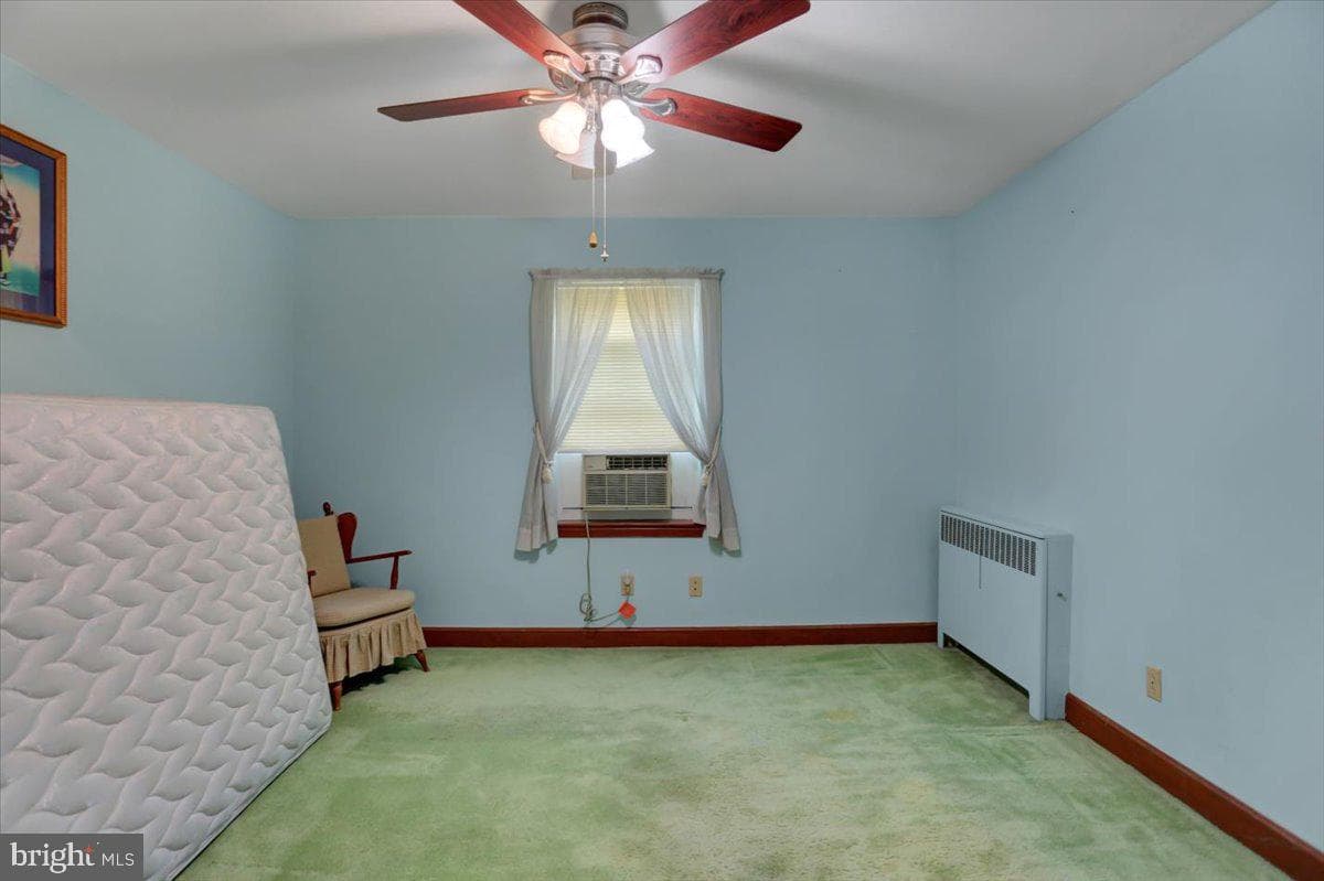 118 Linden Avenue photo 24