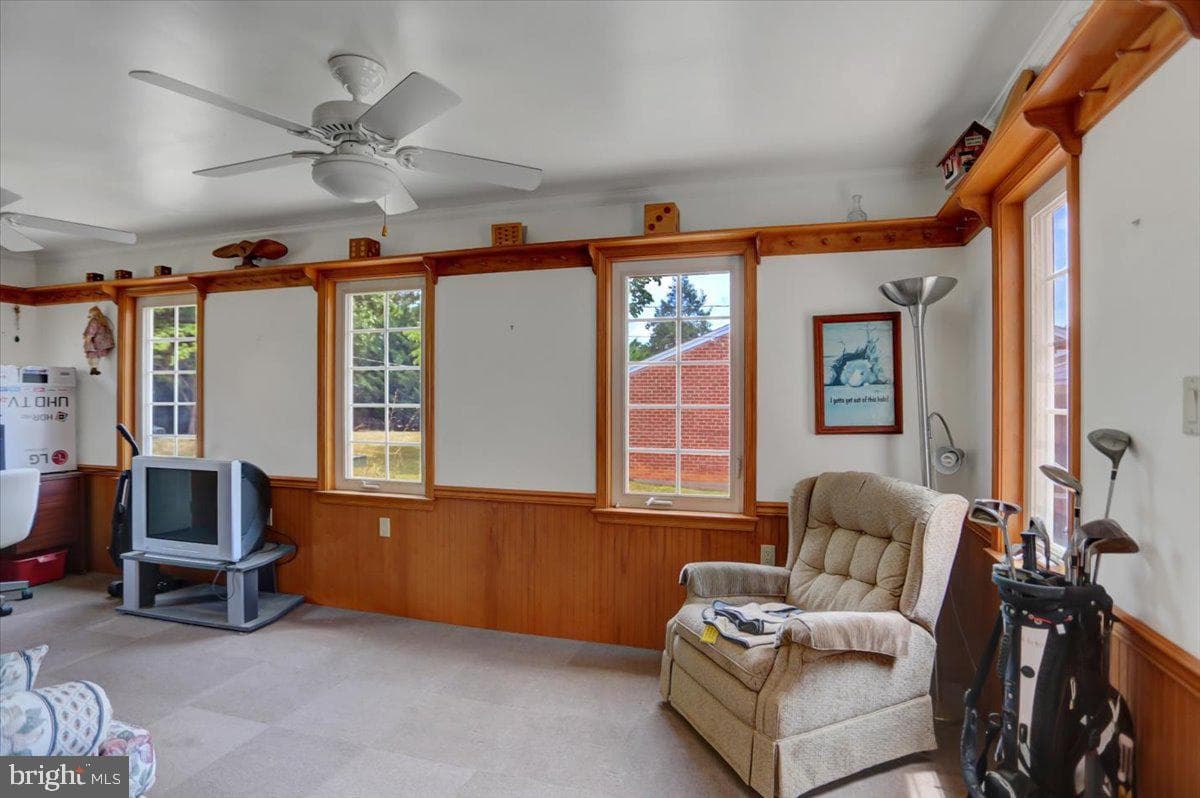 118 Linden Avenue photo 33
