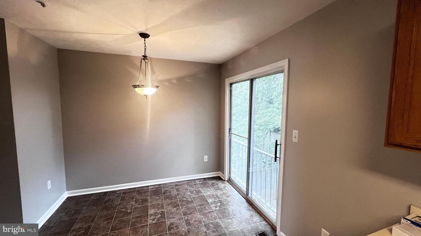 20311 Kellys Lane photo 13
