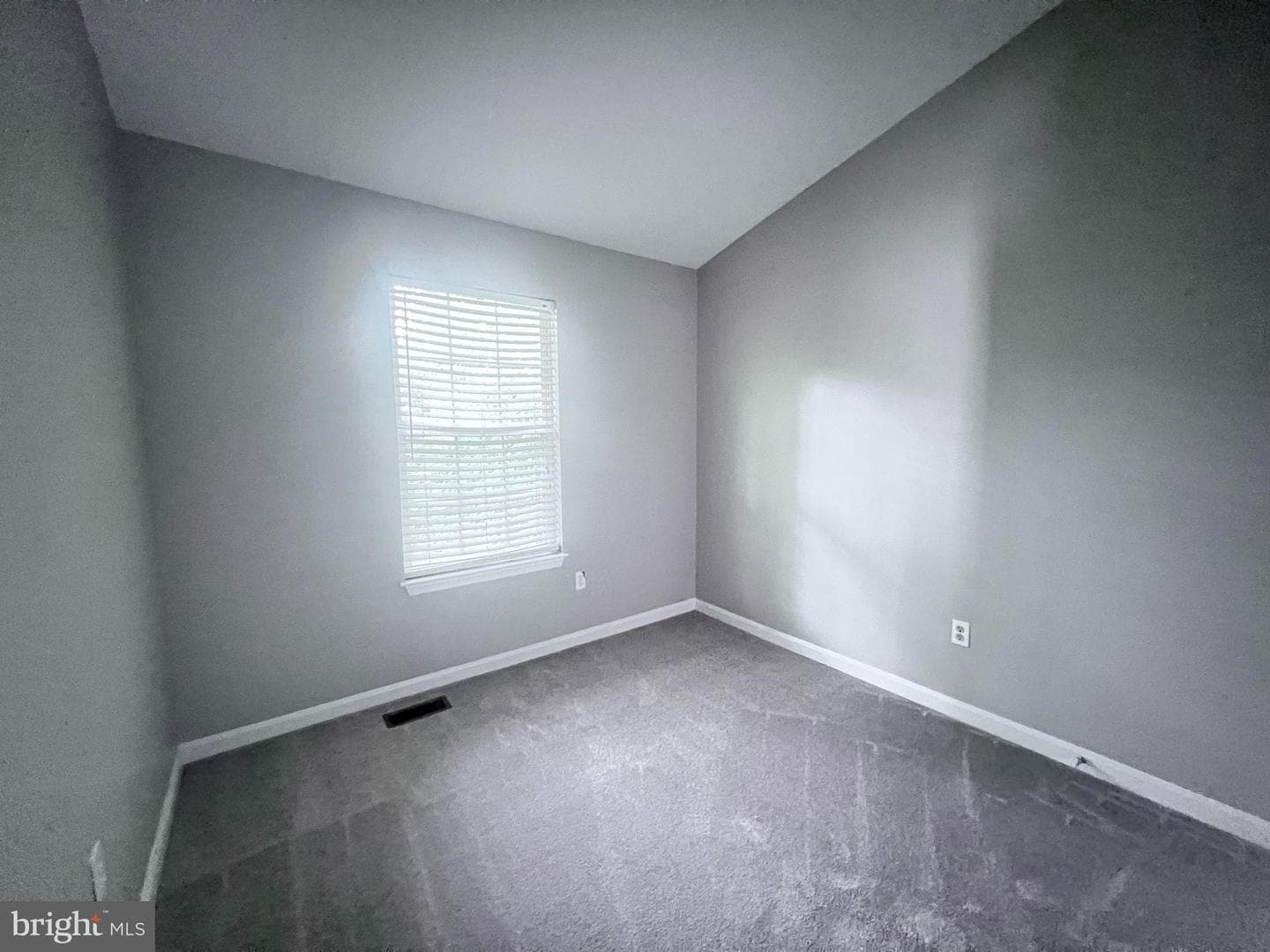 20311 Kellys Lane photo 27
