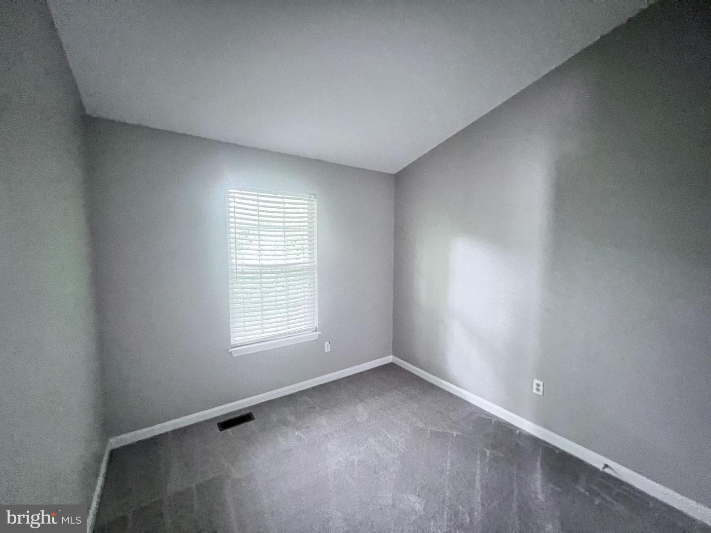 20311 Kellys Lane photo 29