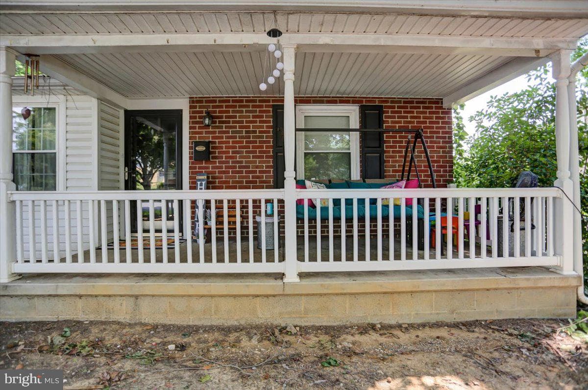 11309 Greenberry Road photo 4