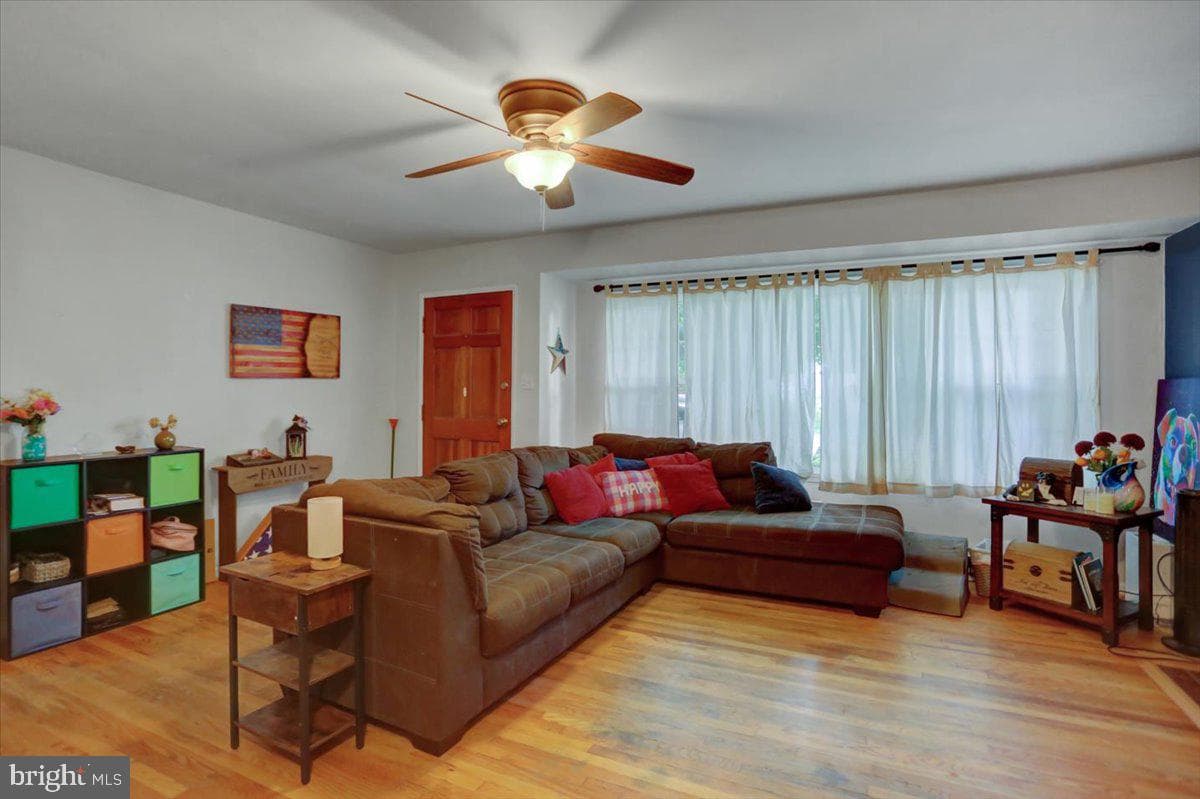 11309 Greenberry Road photo 9