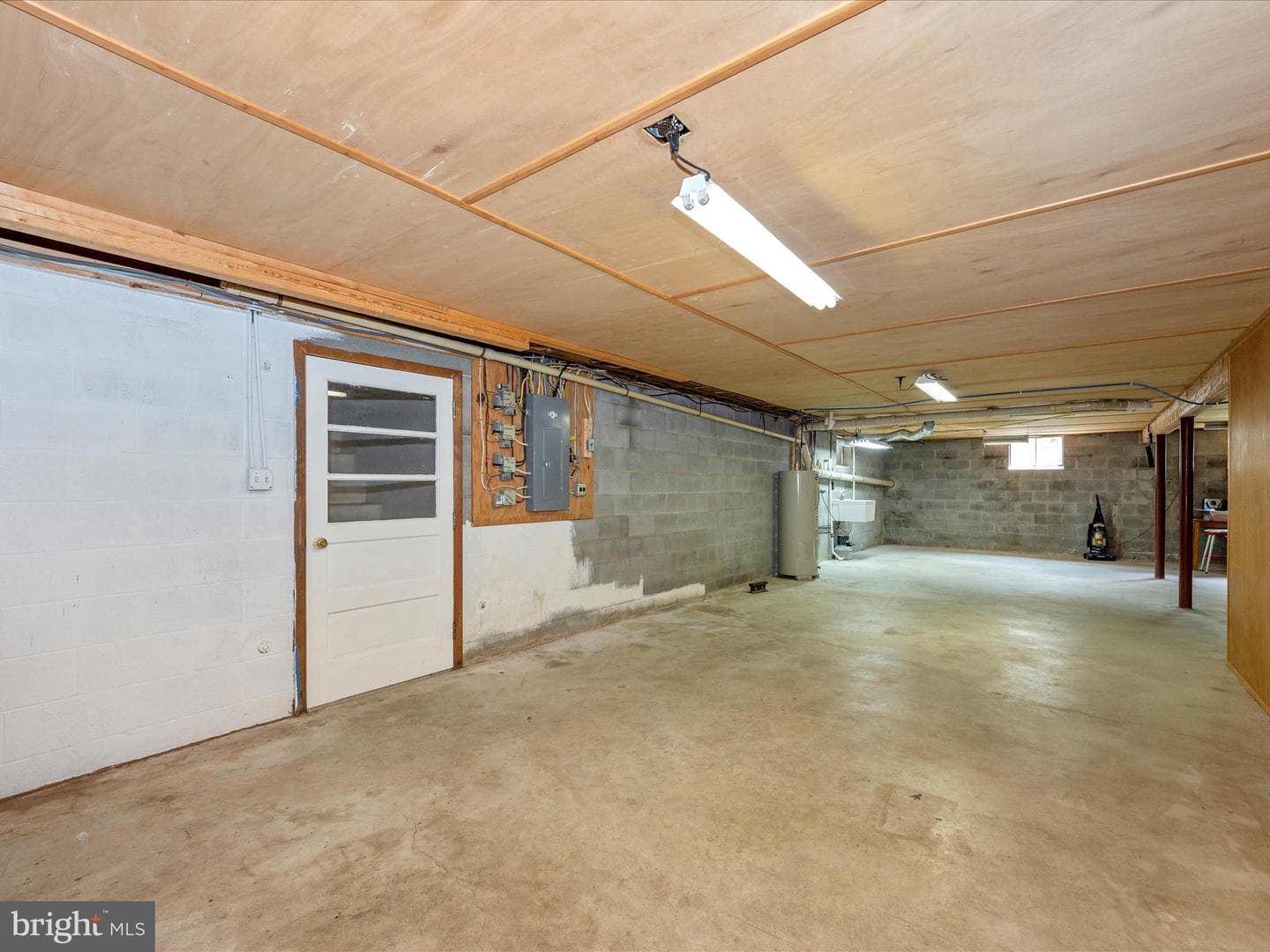 208 E Antietam Street photo 27