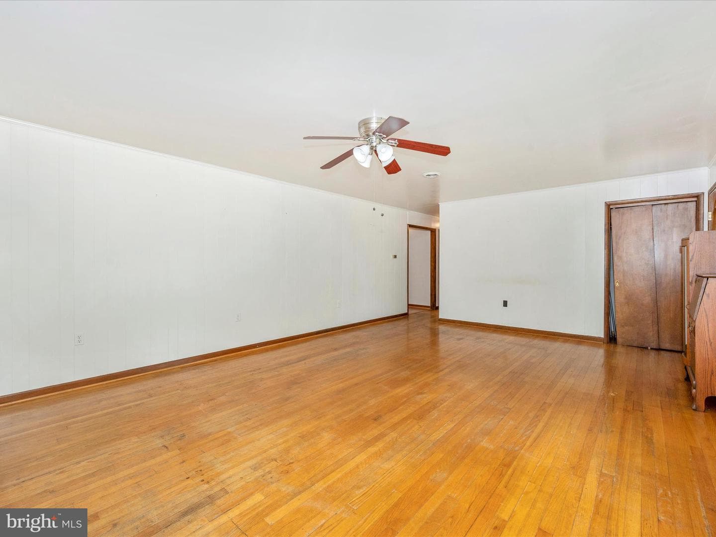 208 E Antietam Street photo 6