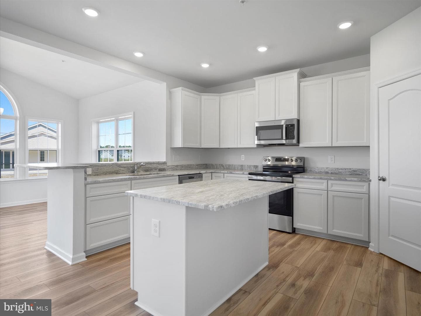13810 Pulaski Drive #72 photo 13