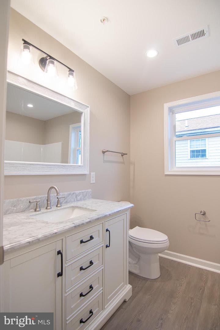 1217 Wabash Avenue photo 13