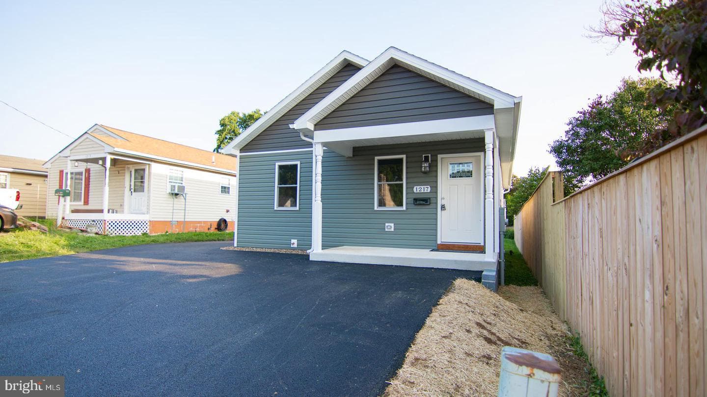 1217 Wabash Avenue photo 3