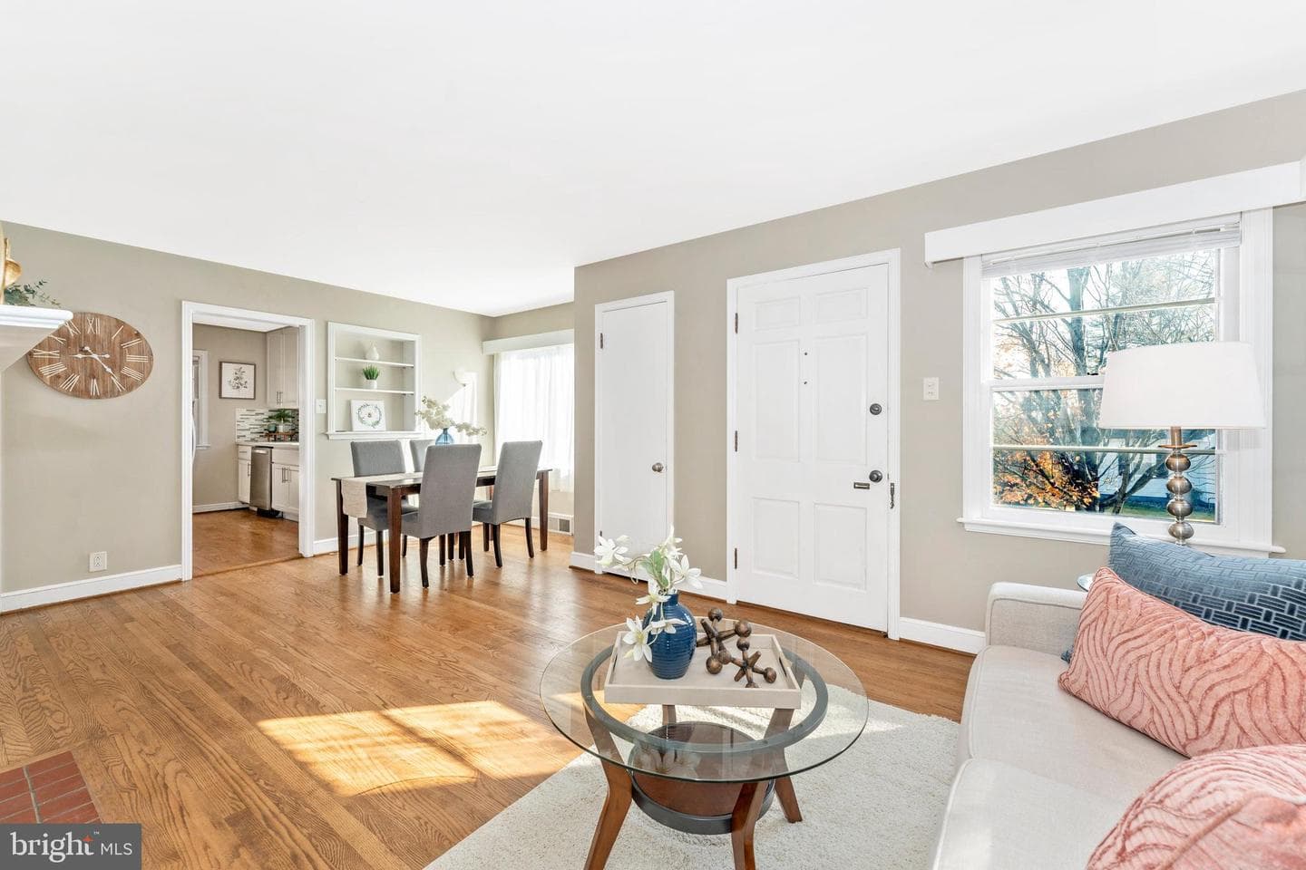 951 View Street photo 13