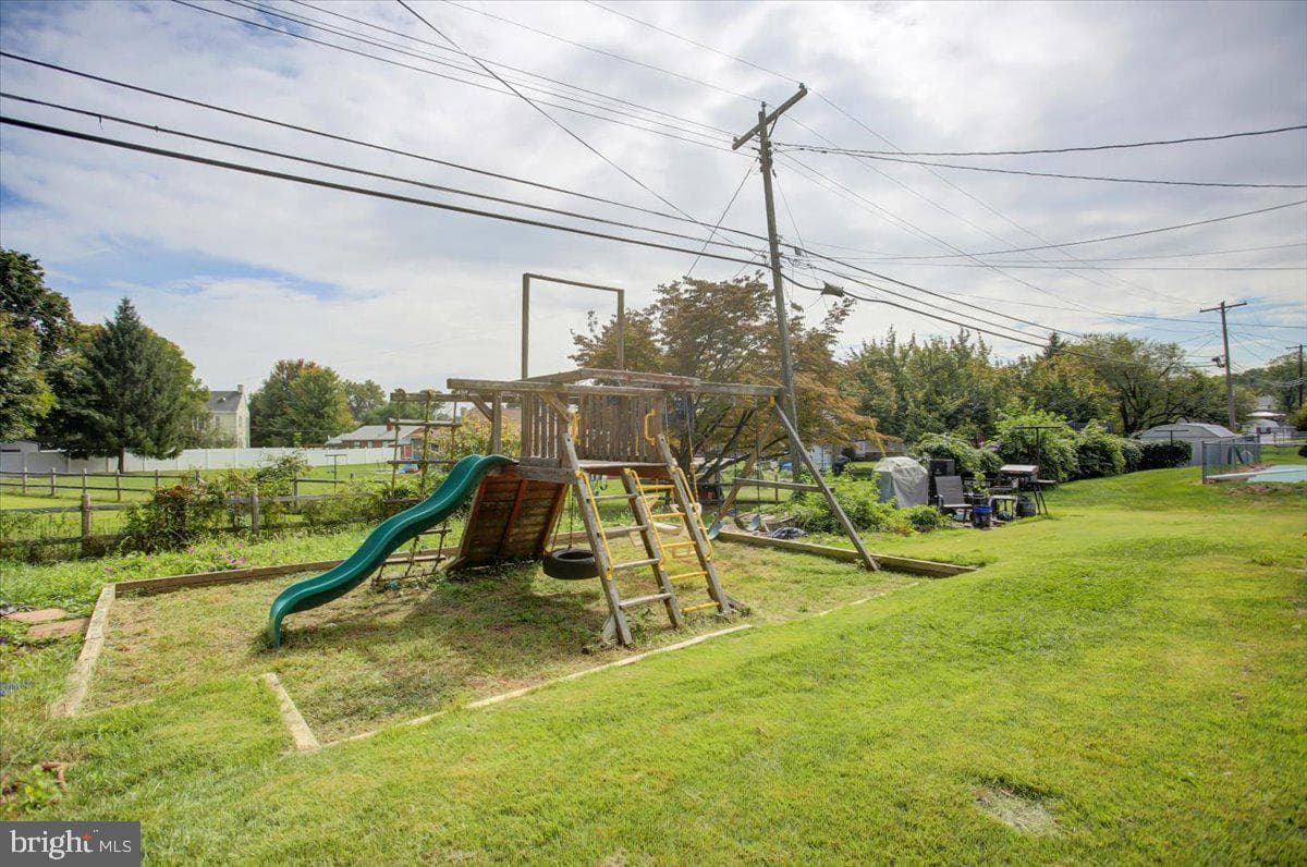 11307 Greenberry Road photo 40