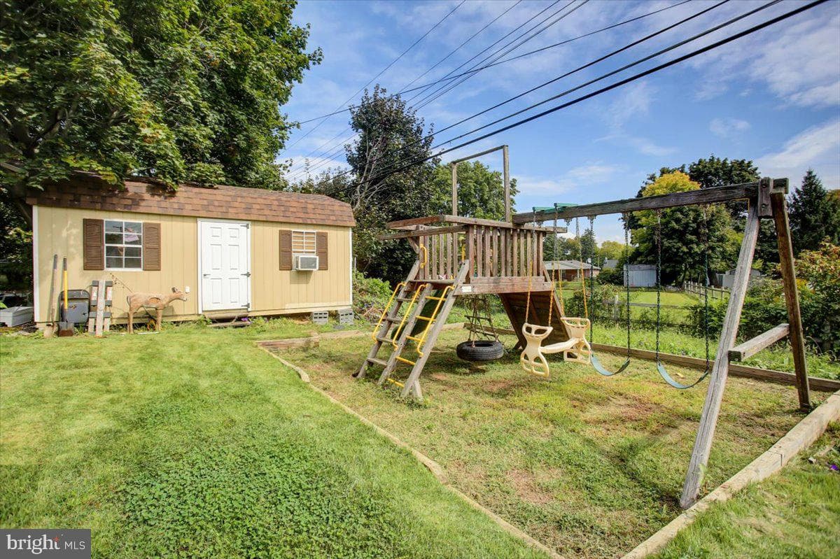 11307 Greenberry Road photo 41