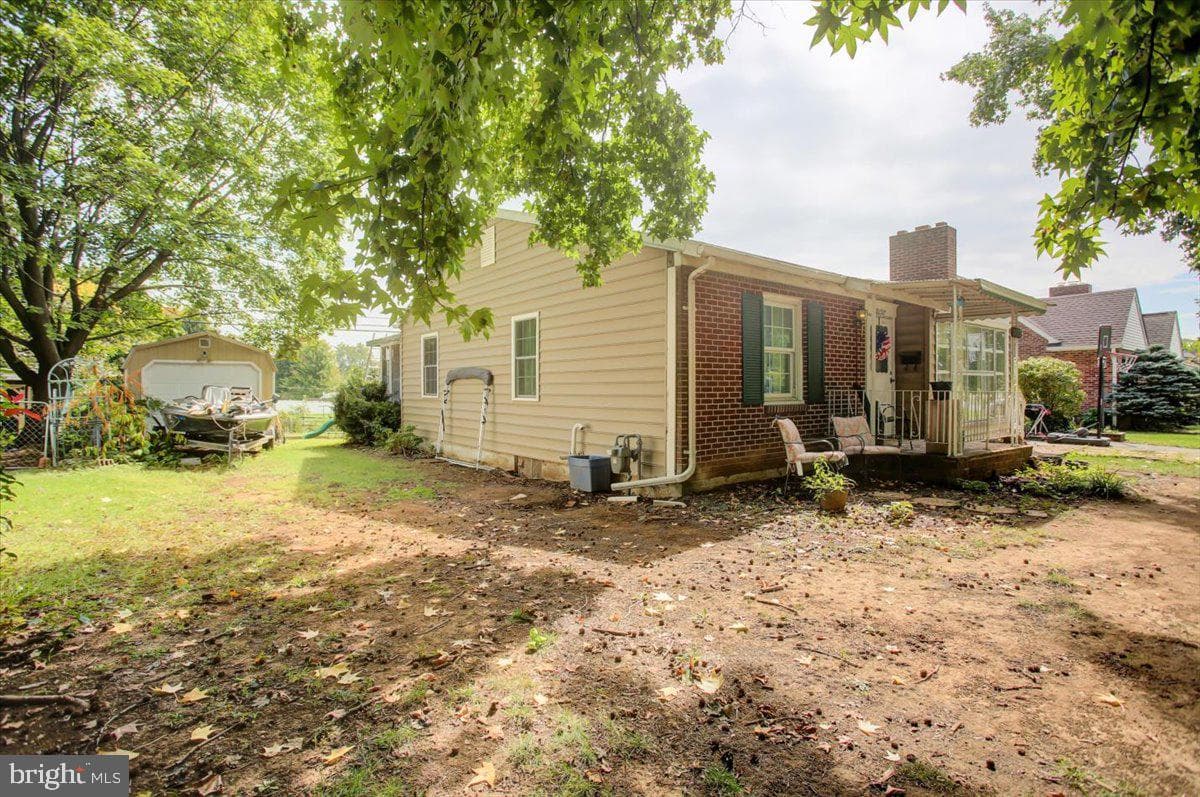 11307 Greenberry Road photo 5