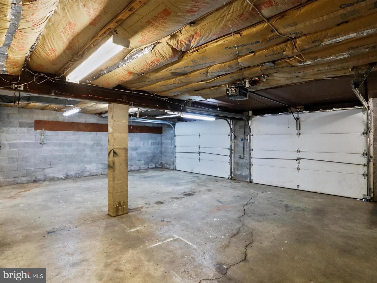 1056 Valleybrook Drive photo 26