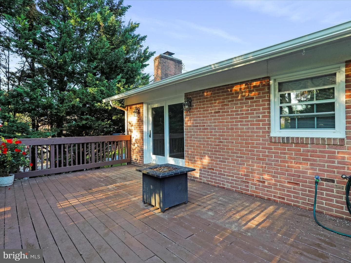 1056 Valleybrook Drive photo 31