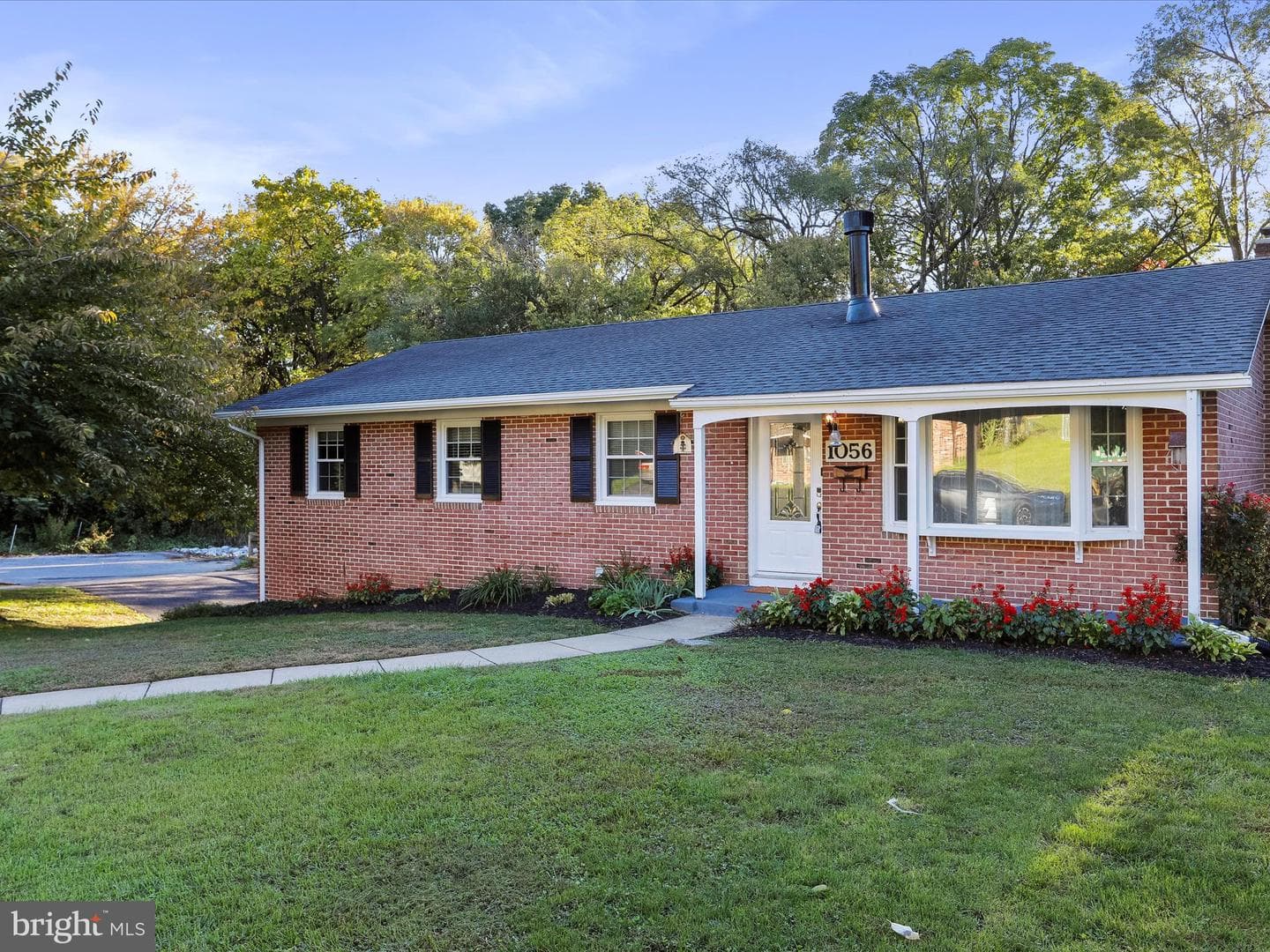 1056 Valleybrook Drive photo 44