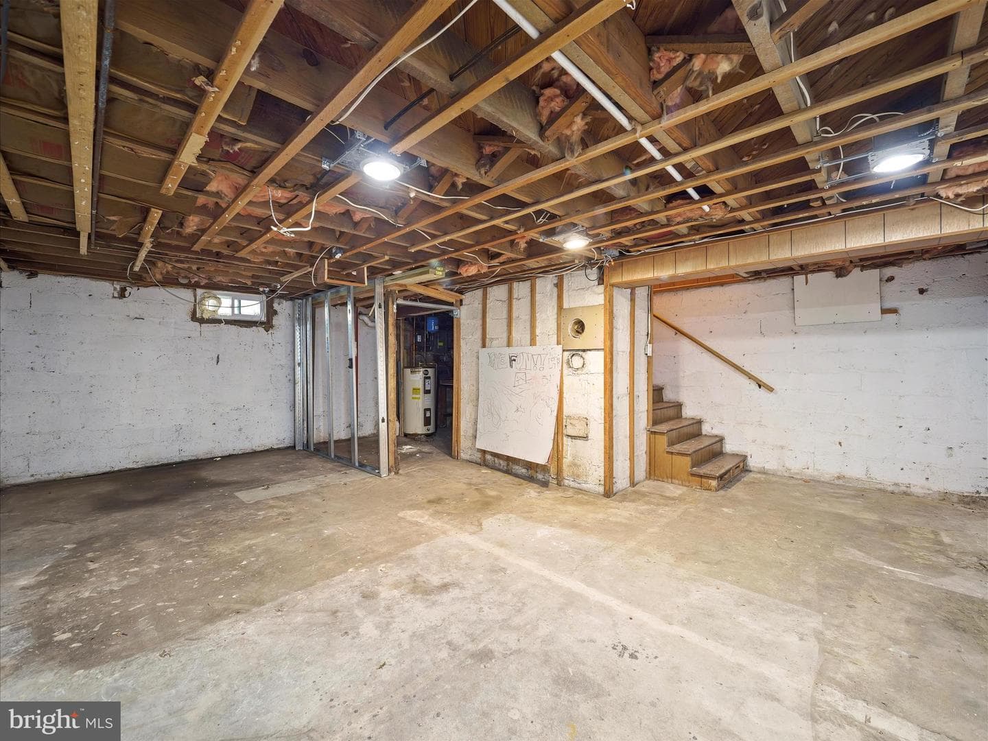 152 E Irvin Avenue photo 28