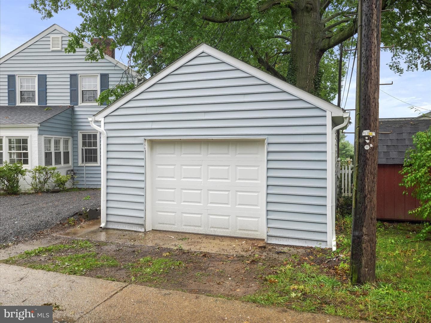 152 E Irvin Avenue photo 33