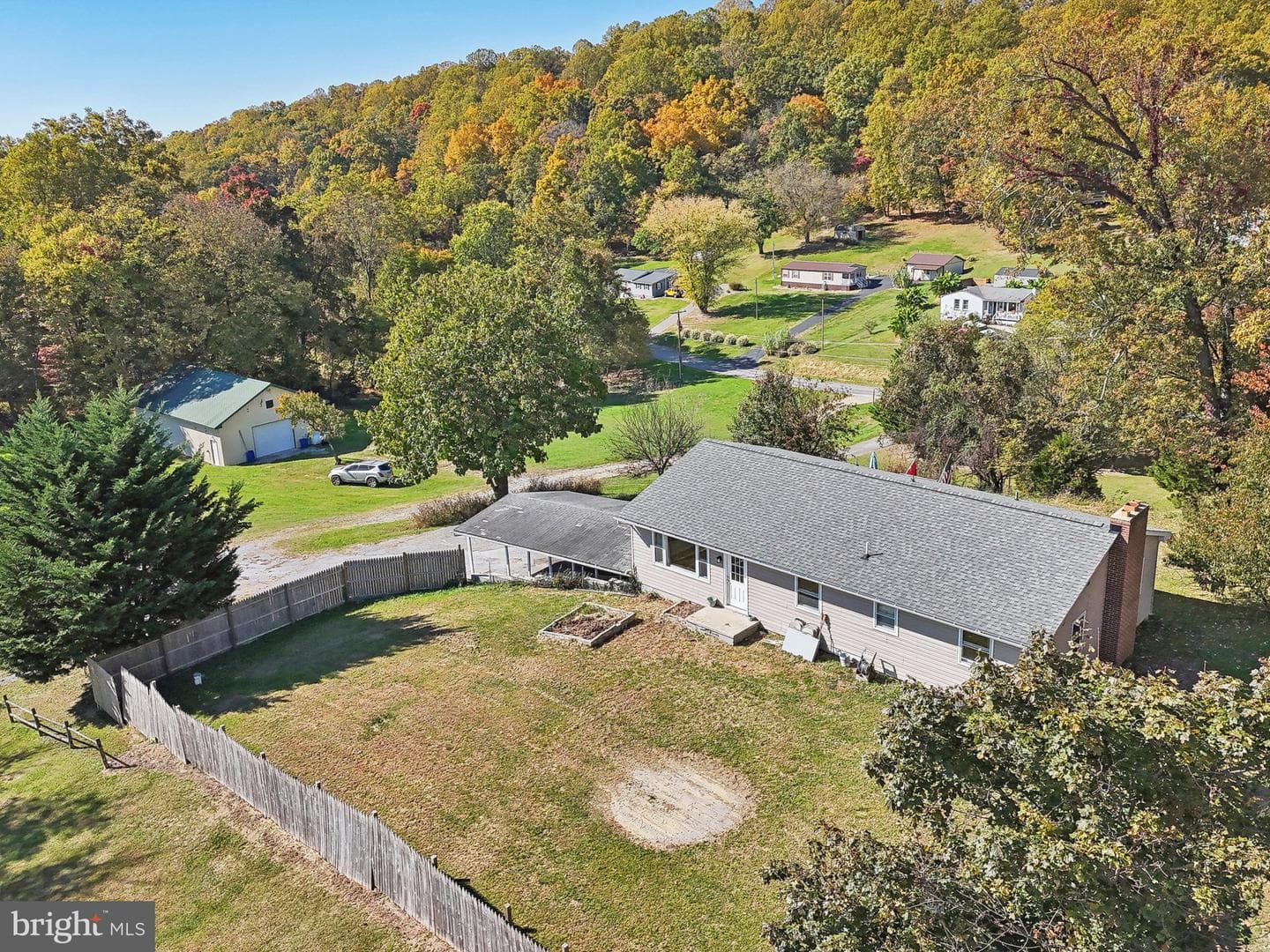 2229 Back Road photo 32