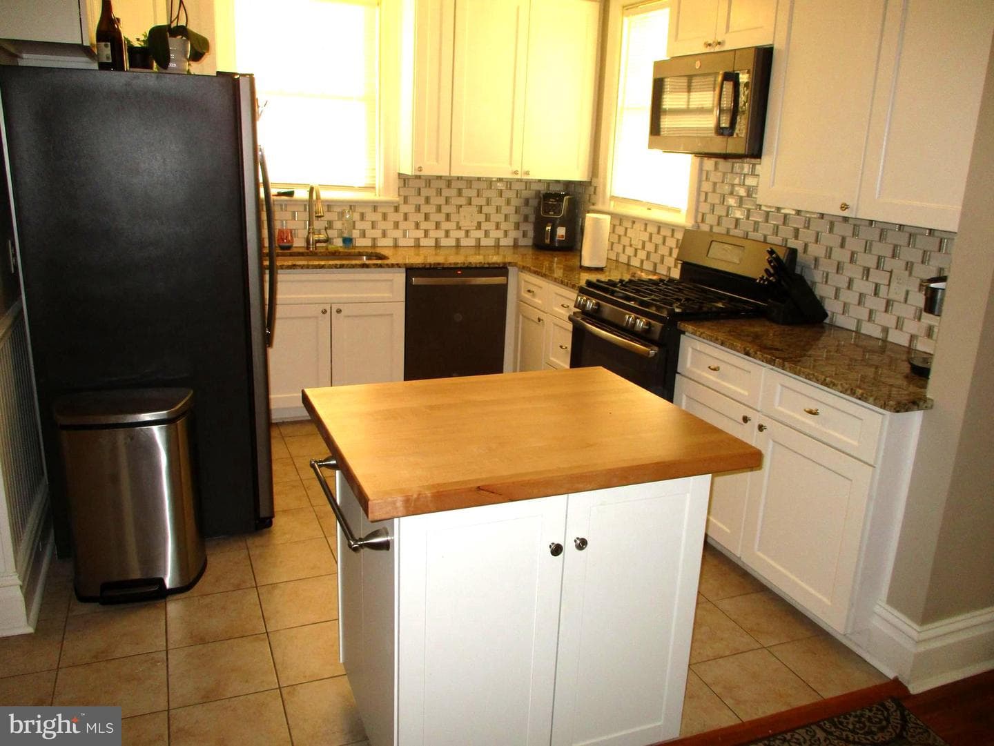903 Woodland Way photo 12