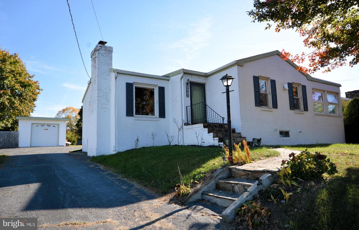 9647 Sharpsburg Pike photo 3