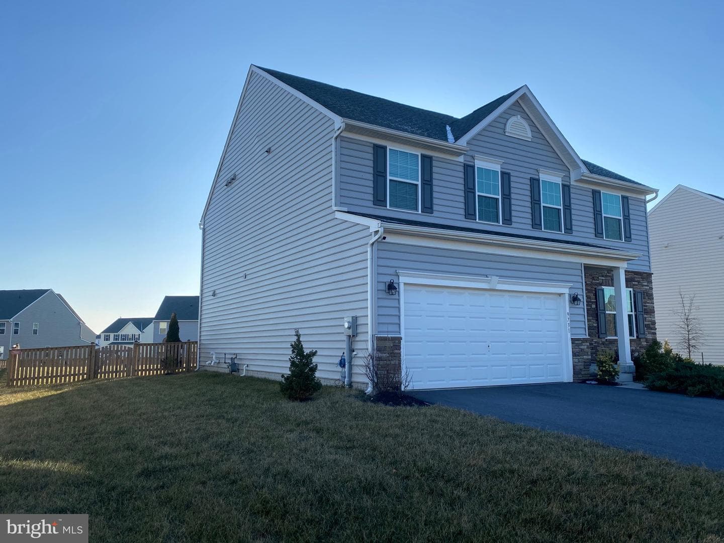9731 Dumbarton Drive photo 2