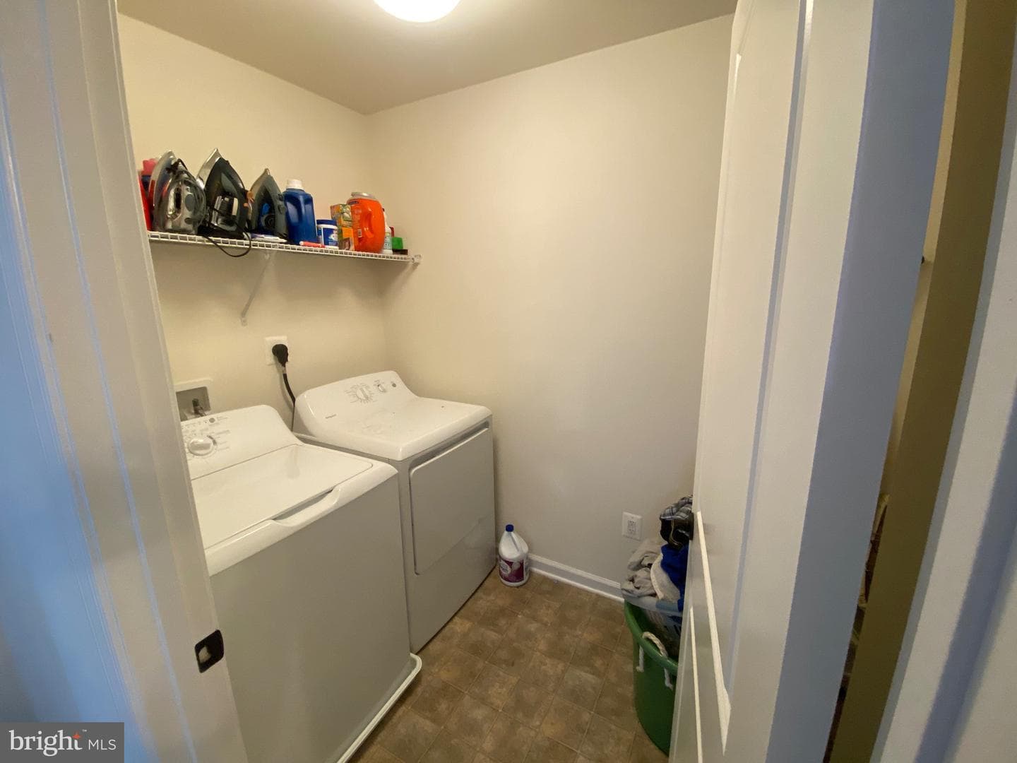 9731 Dumbarton Drive photo 28