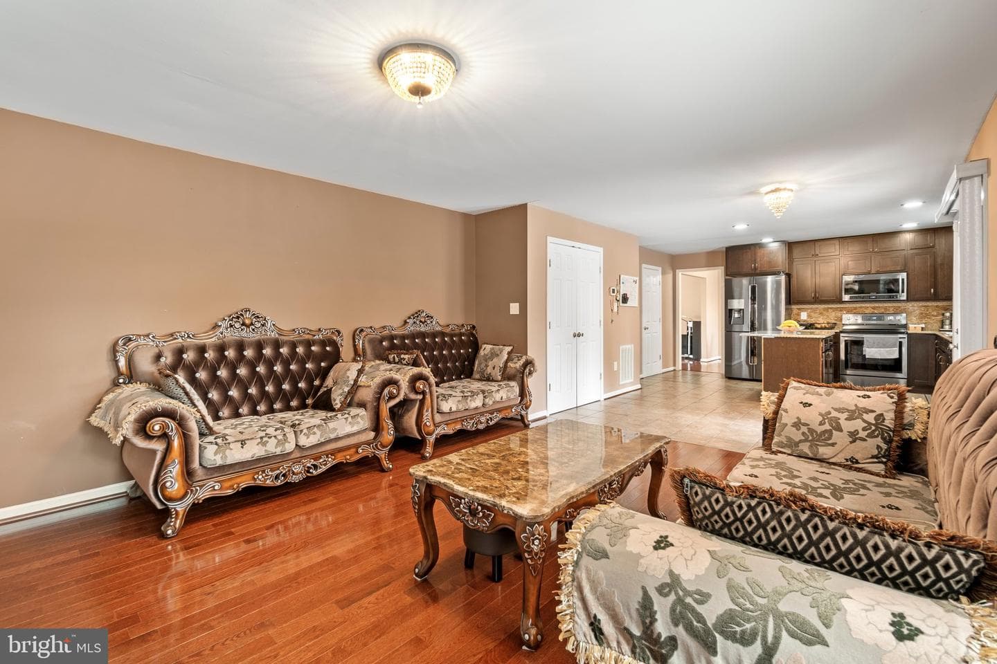 13530 Pulaski Drive photo 12