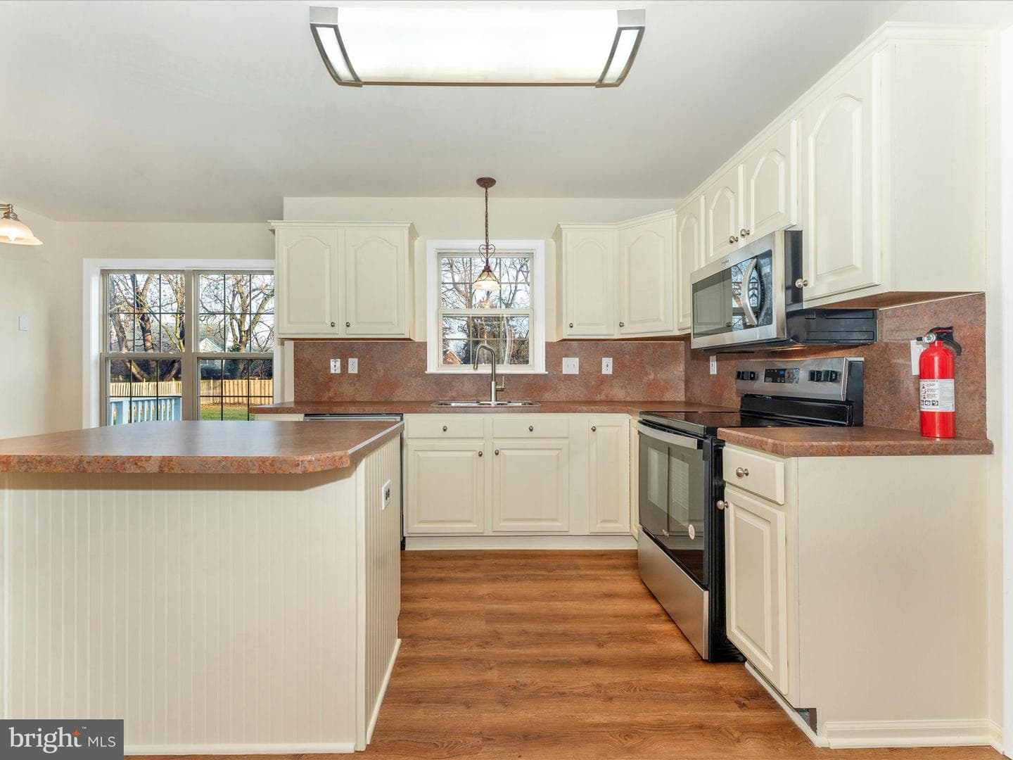 13529 Halifax Drive photo 11