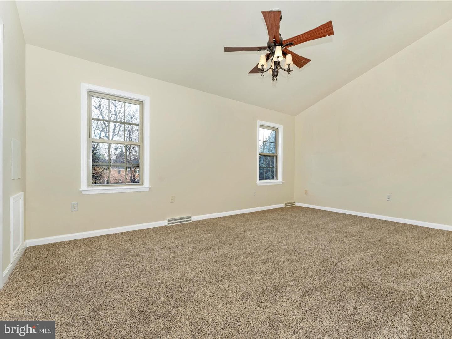 13529 Halifax Drive photo 22