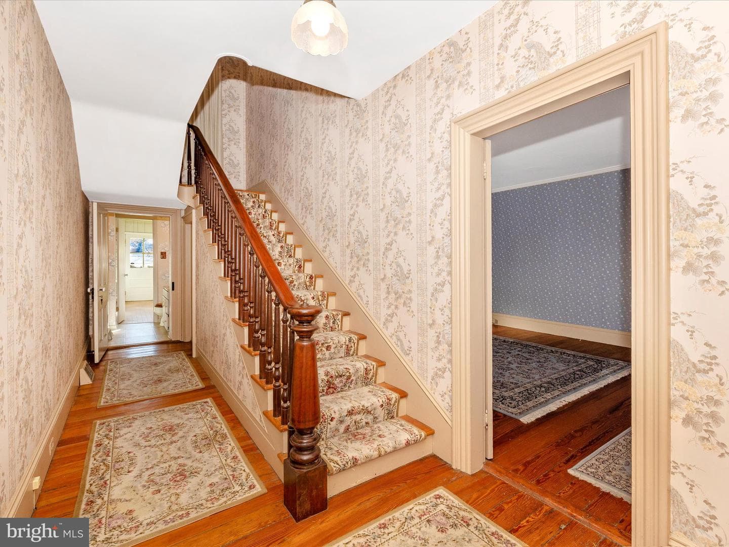 132 E Main Street photo 5