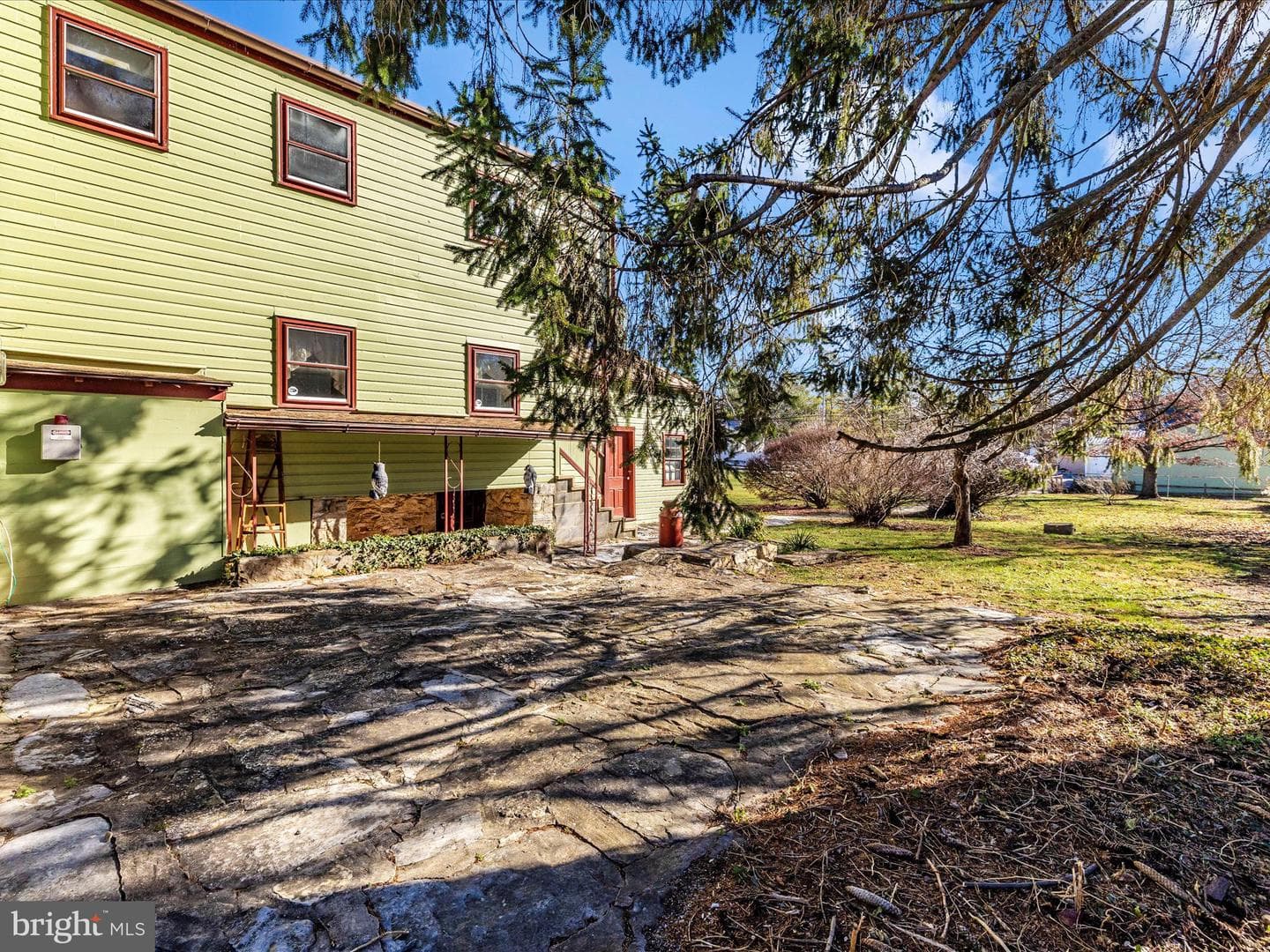 132 E Main Street photo 51