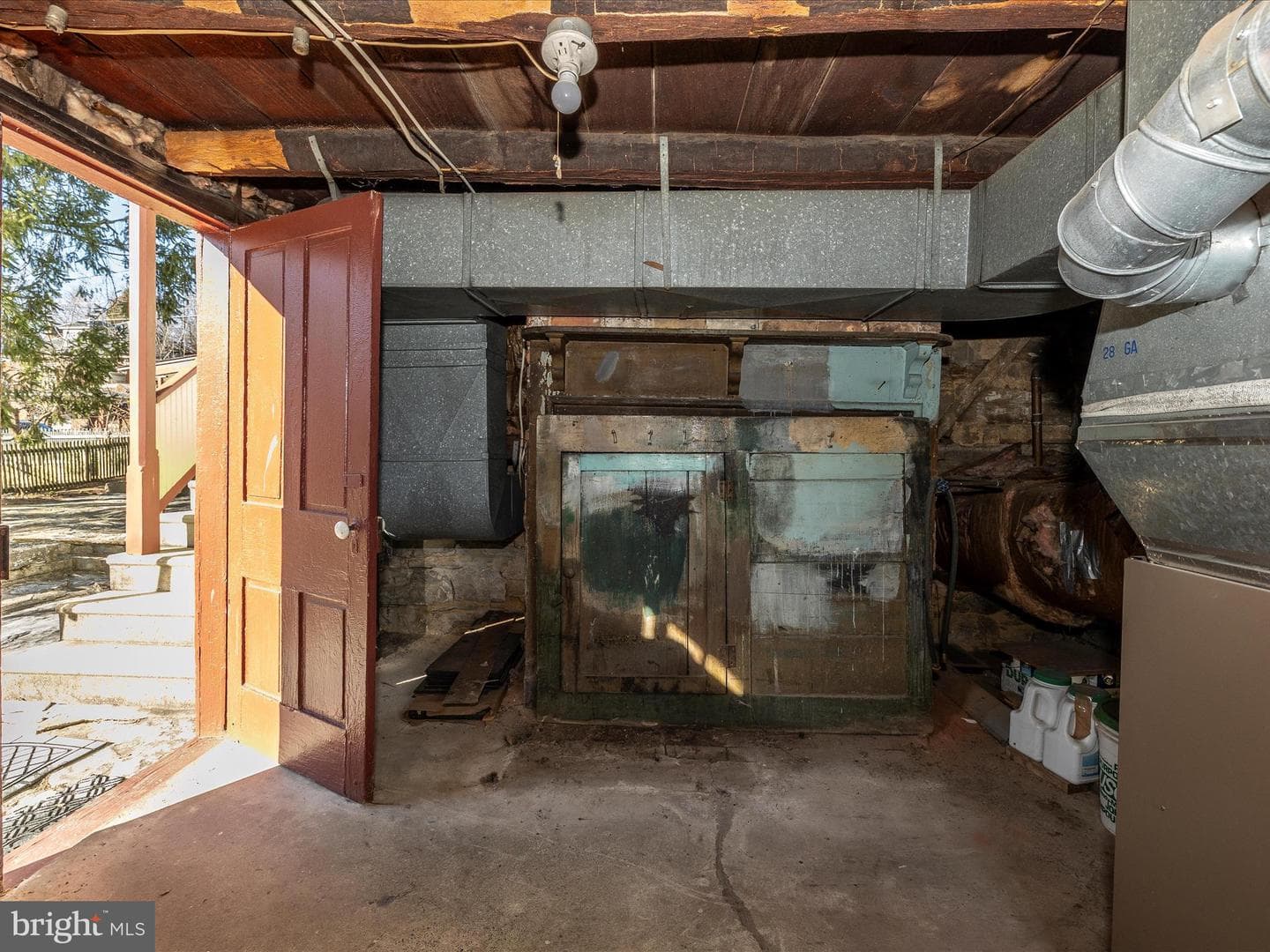 132 E Main Street photo 56