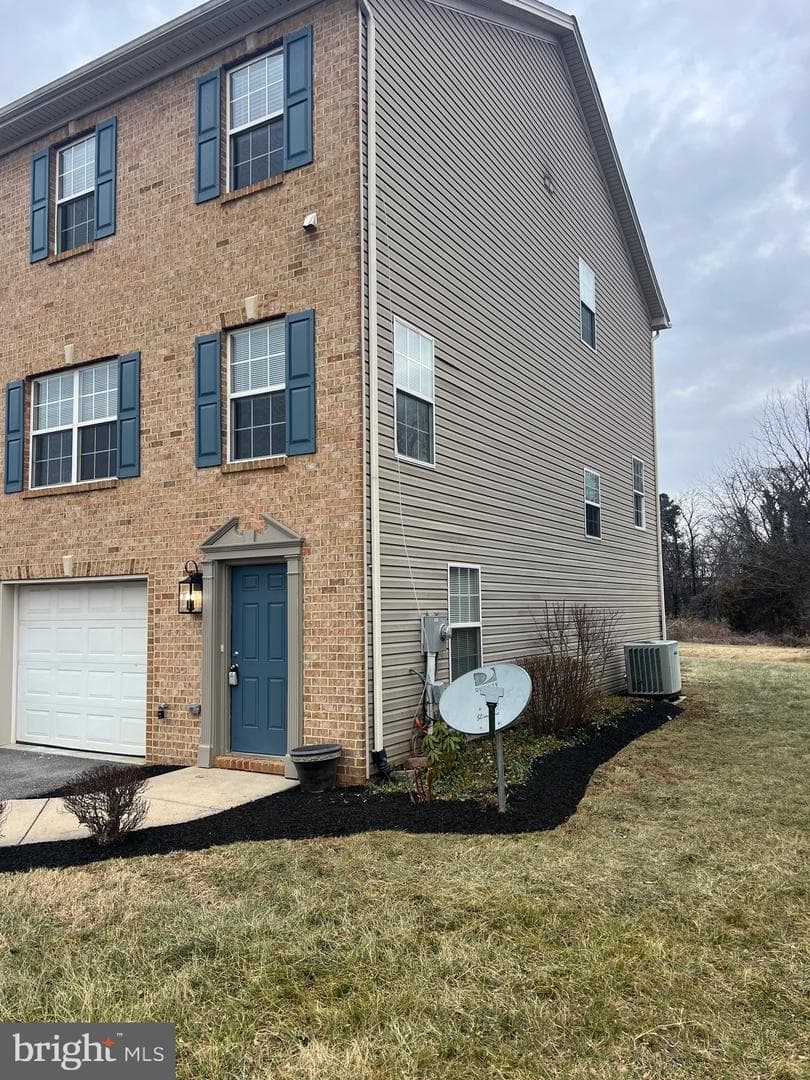 17305 Evergreen Drive photo 2