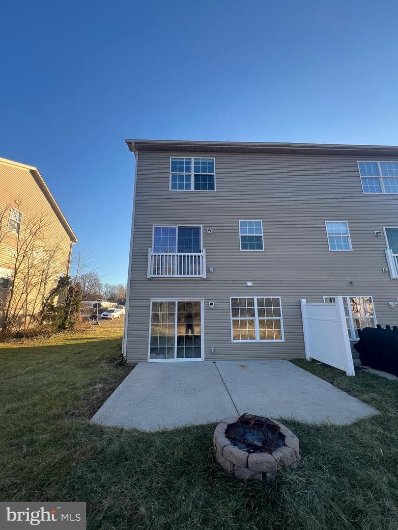 17305 Evergreen Drive photo 3