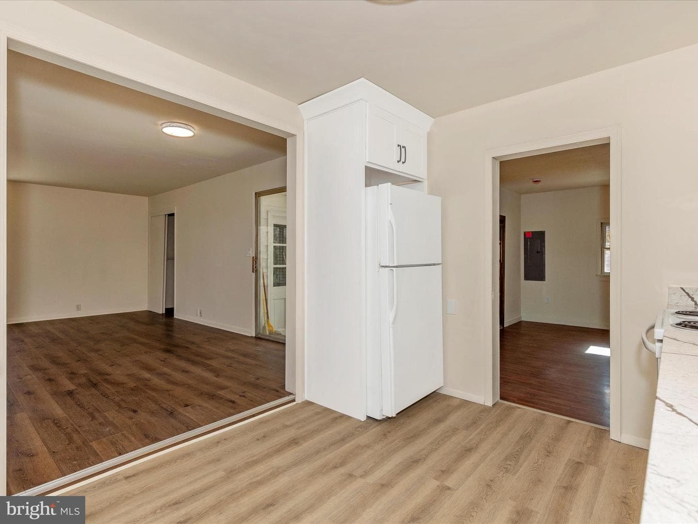 21628 Leiter Street photo 10