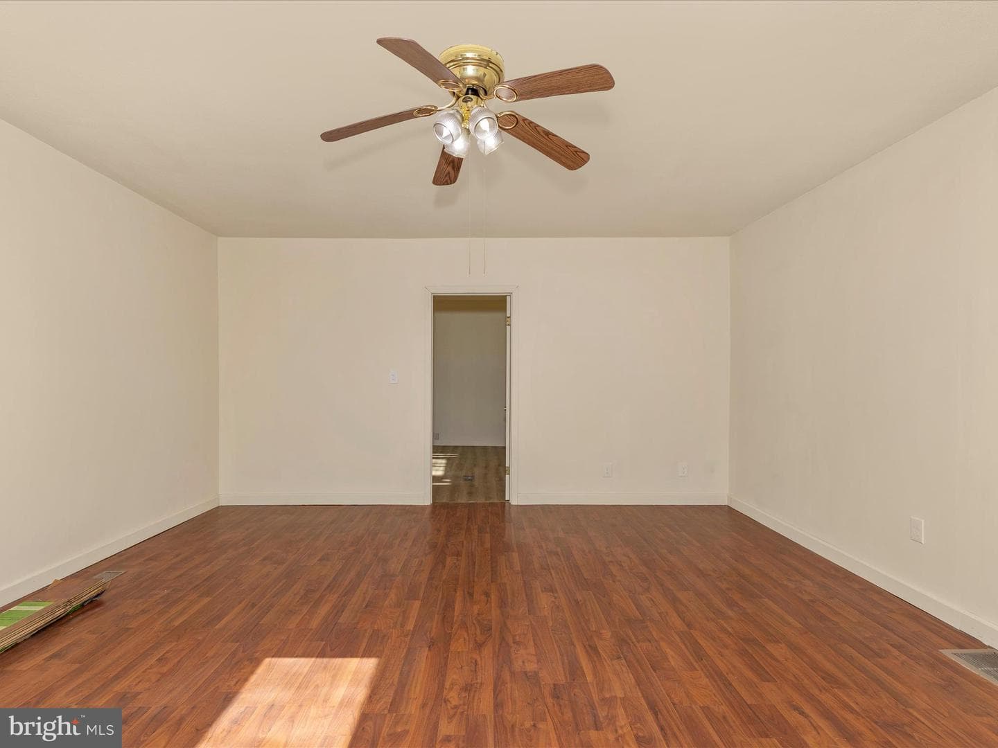 21628 Leiter Street photo 13
