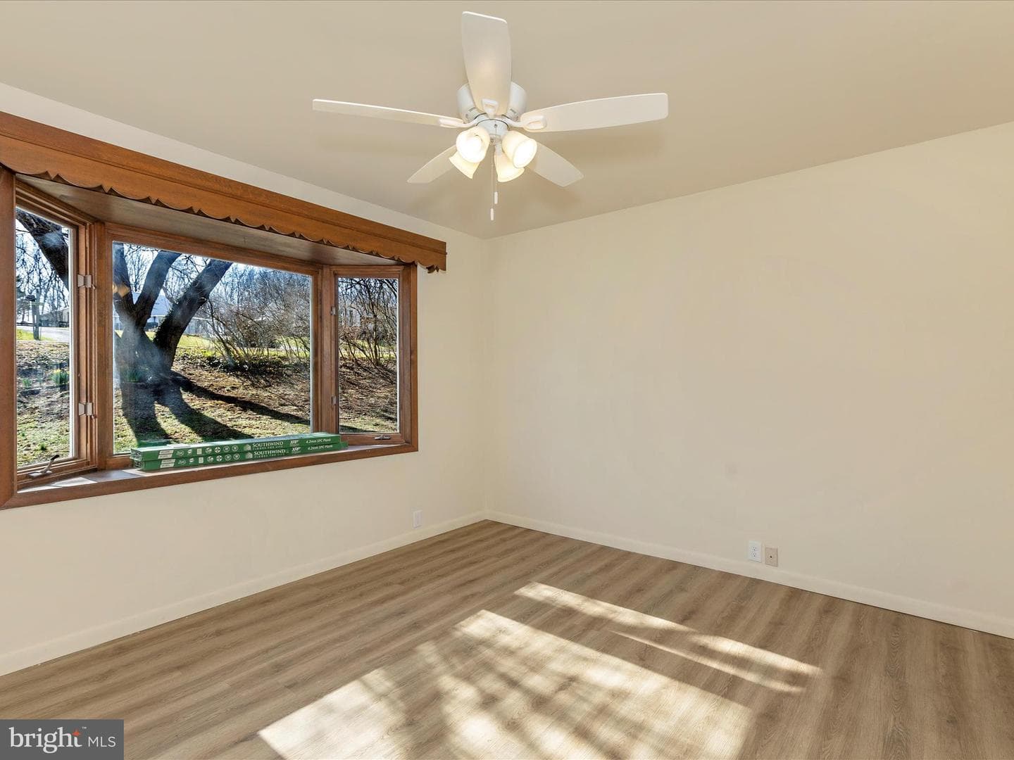 21628 Leiter Street photo 18