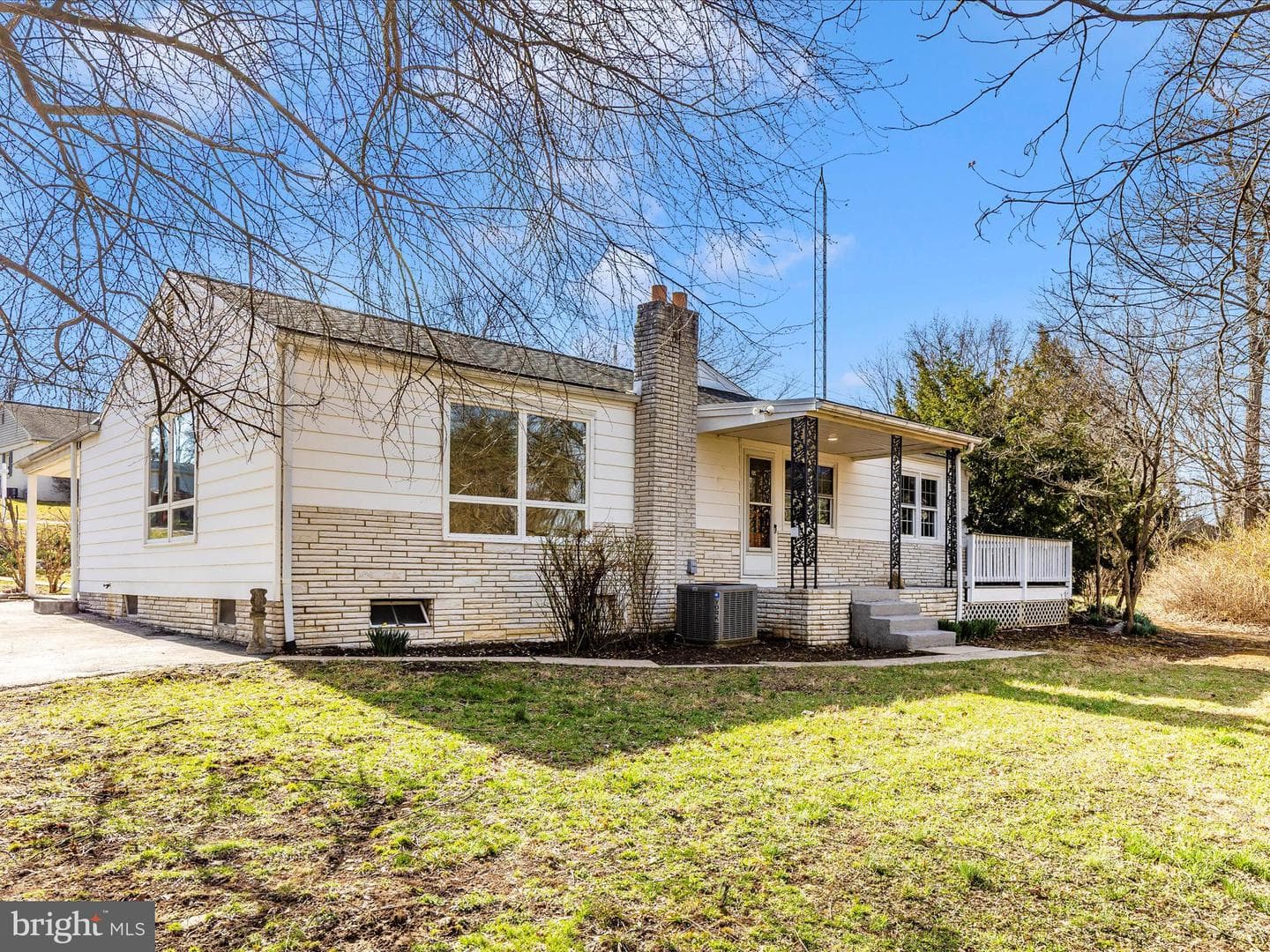 21628 Leiter Street photo 43