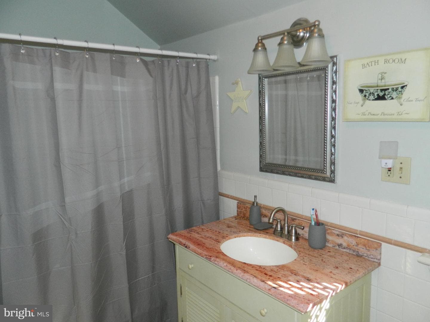 108 Lakin Avenue photo 16