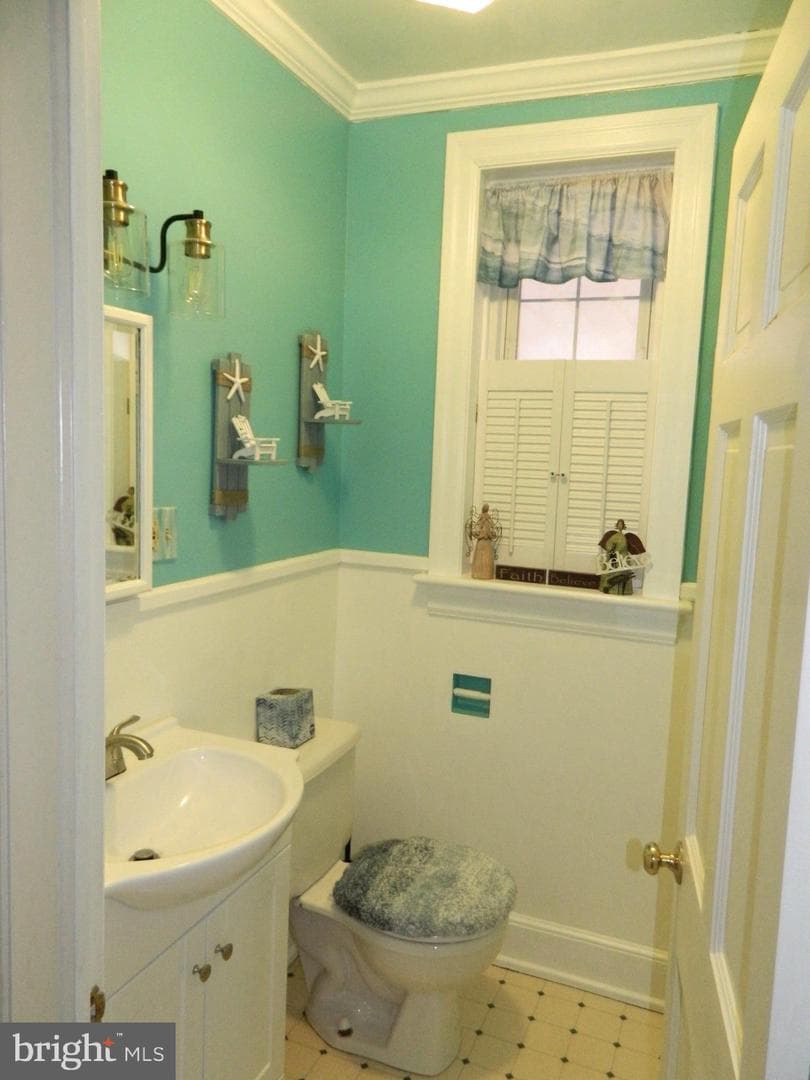 108 Lakin Avenue photo 9