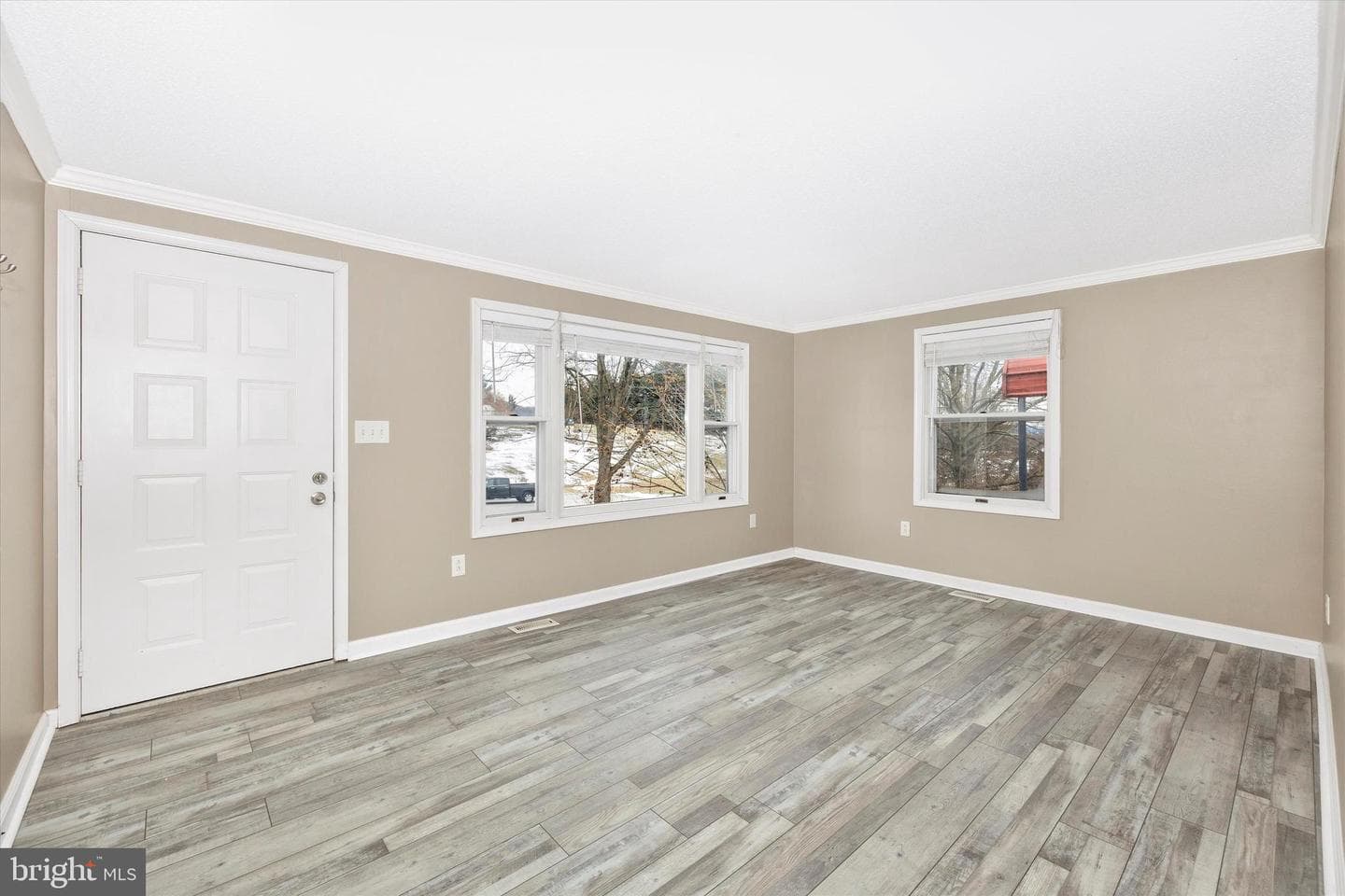 206 Carroll Avenue photo 10