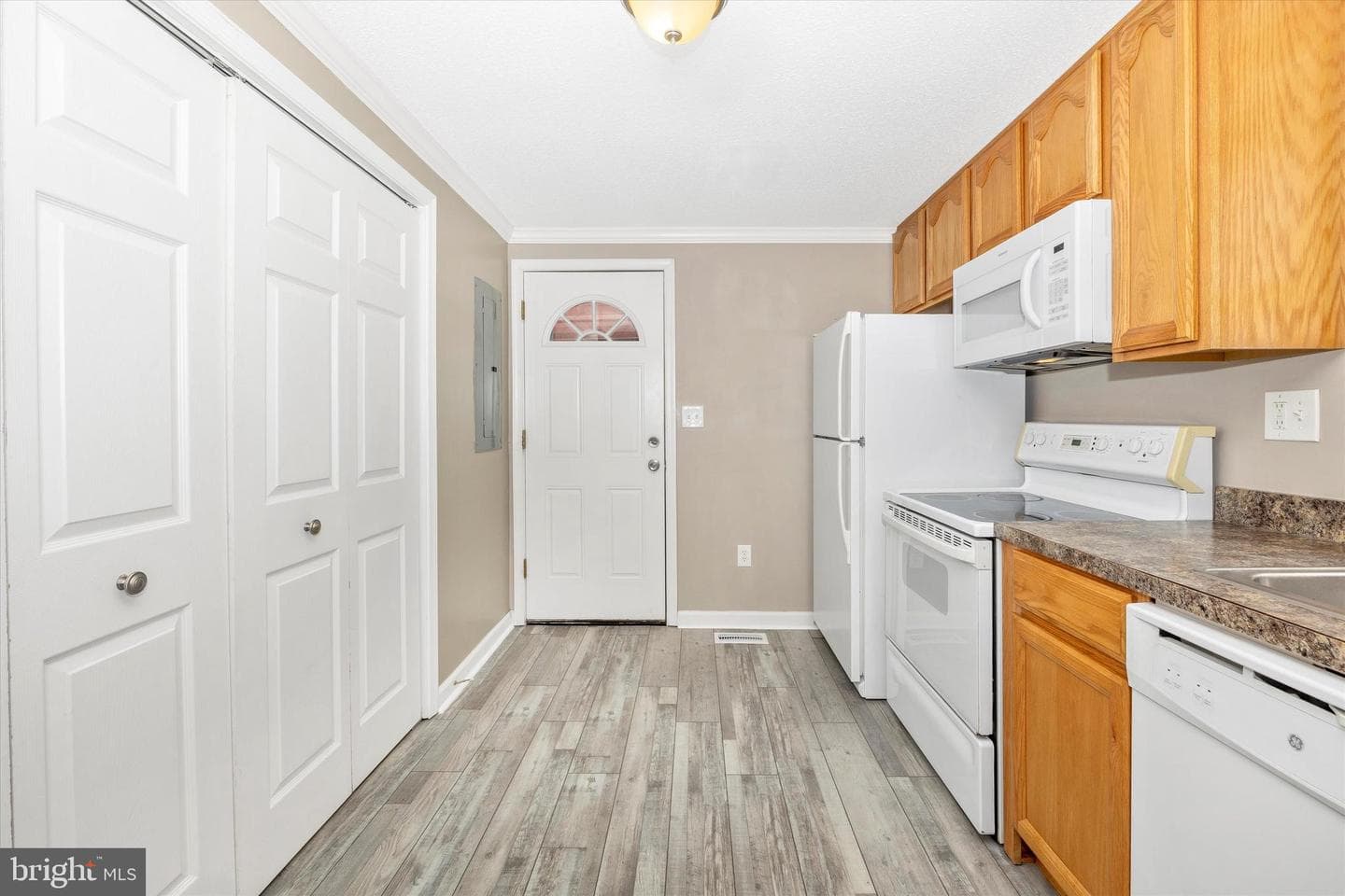 206 Carroll Avenue photo 22