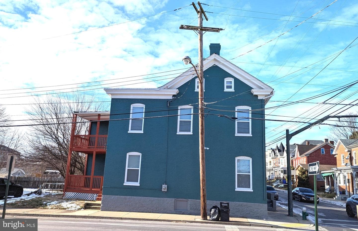 71 East Avenue photo 2
