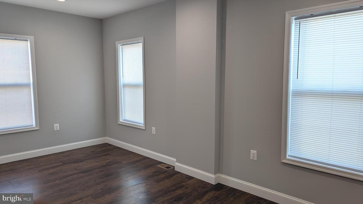 71 East Avenue photo 7