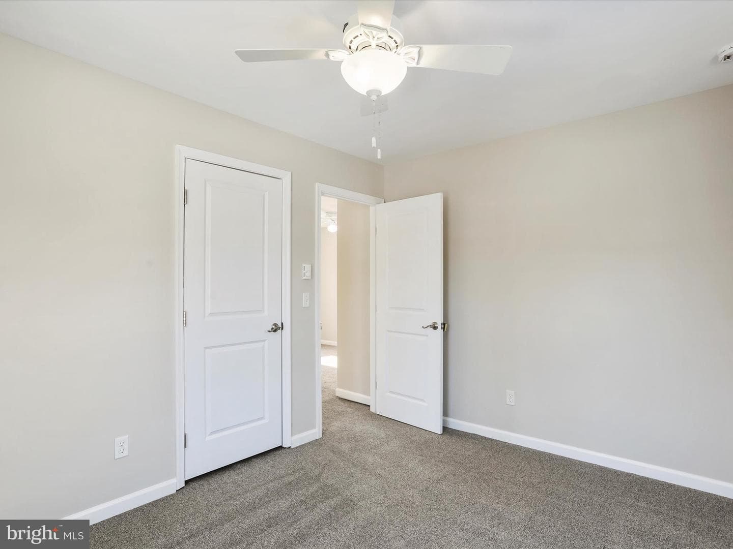20921 Twin Springs Drive photo 22