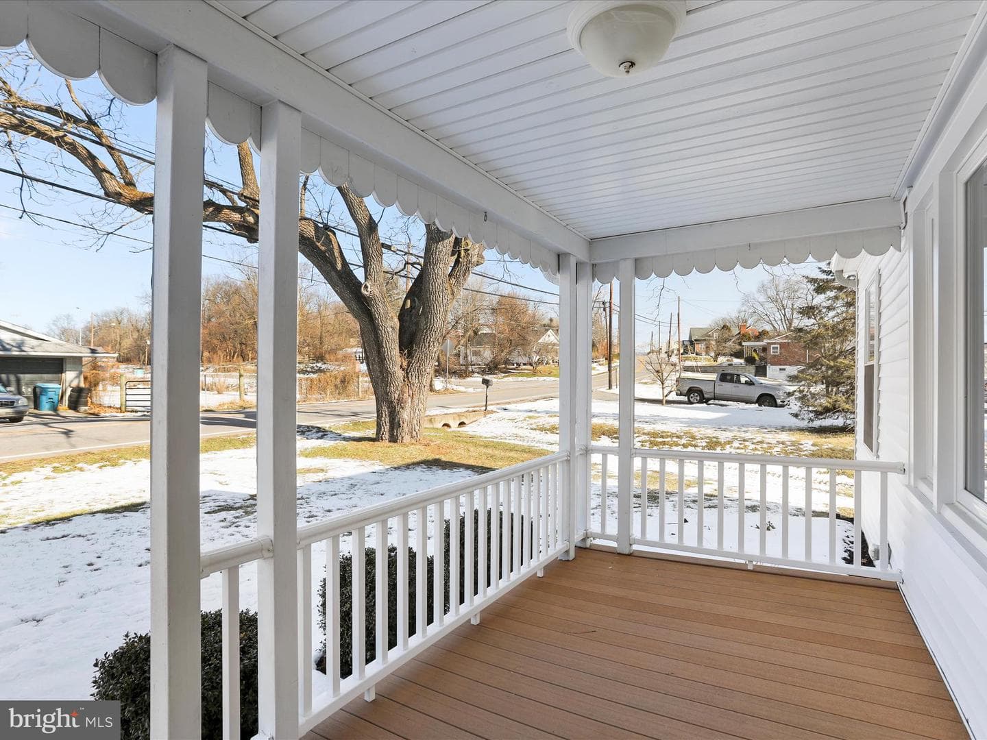 20921 Twin Springs Drive photo 4
